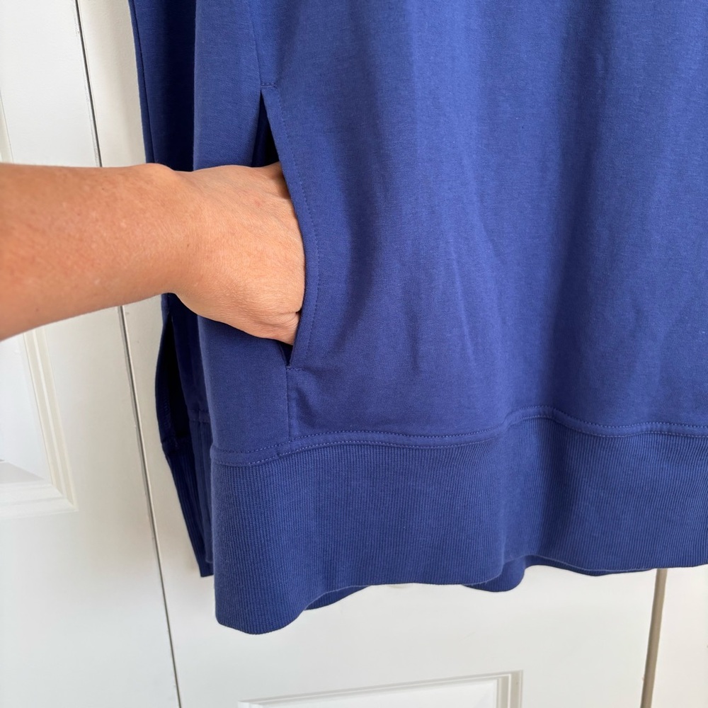 Blue Sleeveless Hoodie - Picture 6 of 7